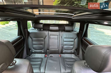 Внедорожник / Кроссовер Volkswagen Touareg 2015 в 
