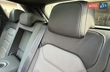 Позашляховик / Кросовер Volkswagen Touareg 2022 в 