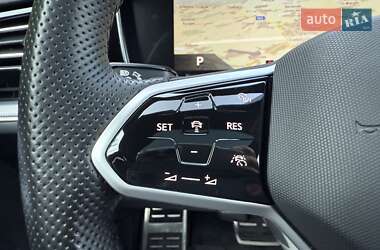 Позашляховик / Кросовер Volkswagen Touareg 2022 в 