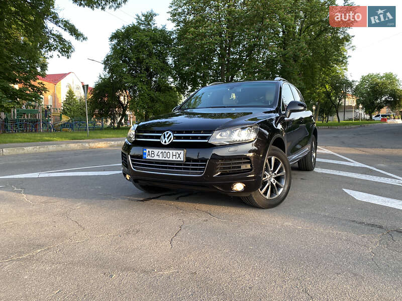 Внедорожник / Кроссовер Volkswagen Touareg 2013 в Виннице