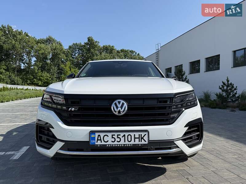 Внедорожник / Кроссовер Volkswagen Touareg 2019 в Луцке
