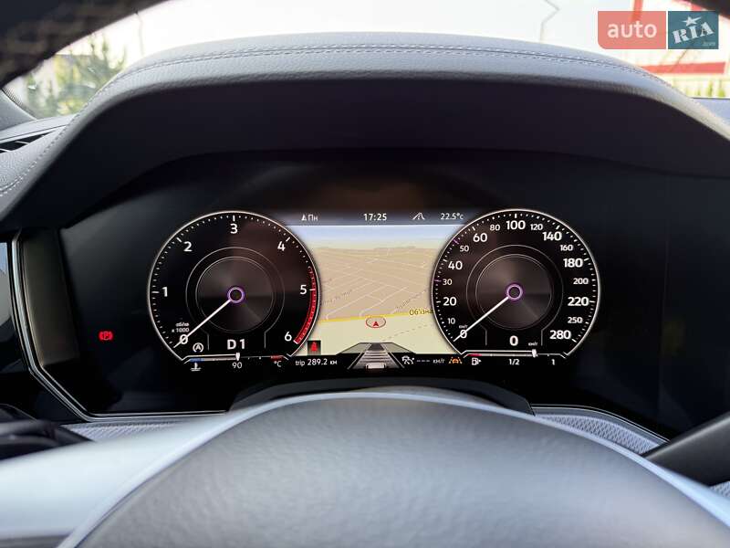 Внедорожник / Кроссовер Volkswagen Touareg 2019 в Луцке