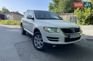Внедорожник / Кроссовер Volkswagen Touareg 2009 в Киеве