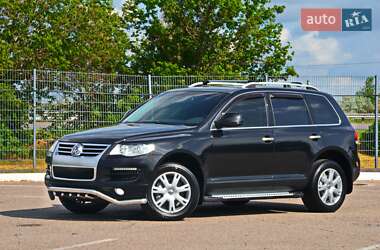 Внедорожник / Кроссовер Volkswagen Touareg 2008 в Днепре
