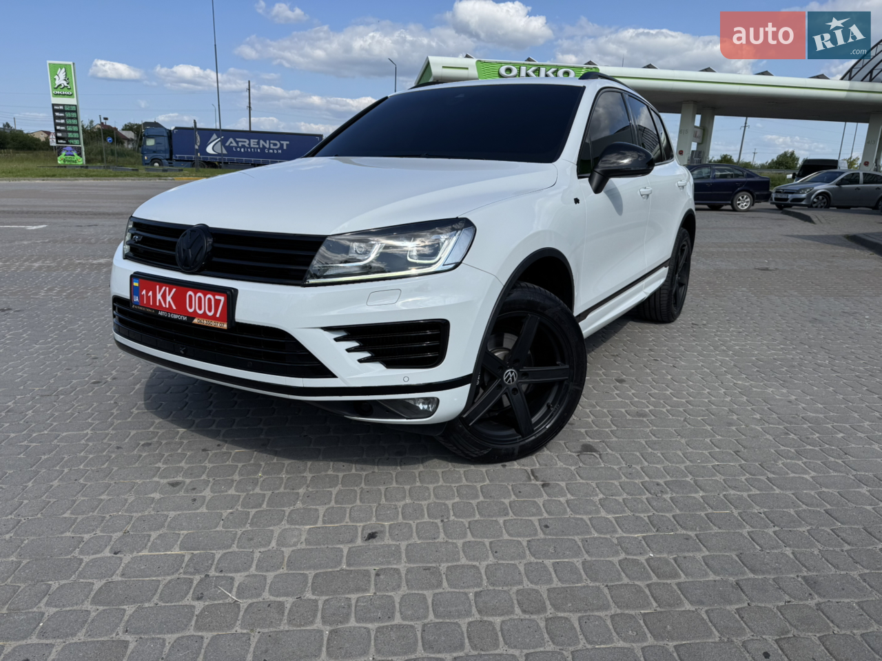 Автомобіль приїхав з Німеччини!
Стан ідеальний для своїх років!
Хороша комплектація R line, пневмо-підвіска)
Нова резина на 20-х дисках, а також комплект нової зимової на 18-х…
Зроблений детейлінг…

Обміняю на електромобіль!!!
