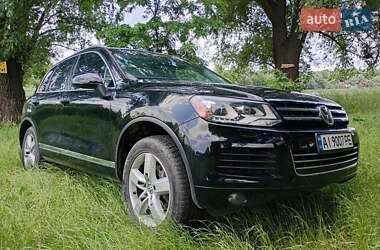 Внедорожник / Кроссовер Volkswagen Touareg 2014 в 