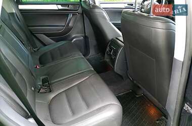 Внедорожник / Кроссовер Volkswagen Touareg 2014 в 