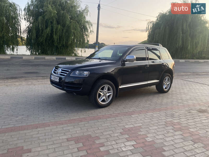 Позашляховик / Кросовер Volkswagen Touareg 2006 в Тростянці