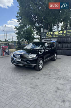 Внедорожник / Кроссовер Volkswagen Touareg 2017 в Запорожье