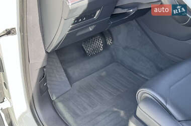 Внедорожник / Кроссовер Volkswagen Touareg 2021 в 