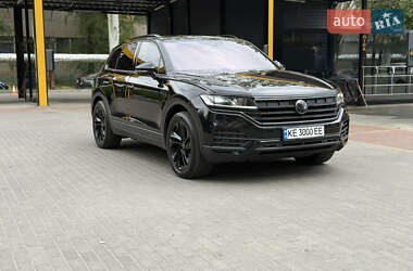 Внедорожник / Кроссовер Volkswagen Touareg 2021 в 