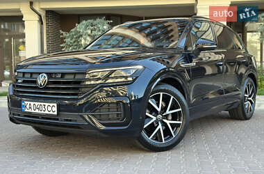 Внедорожник / Кроссовер Volkswagen Touareg 2021 в Киеве