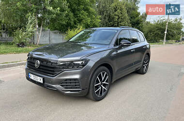 Внедорожник / Кроссовер Volkswagen Touareg 2020 в Чернигове