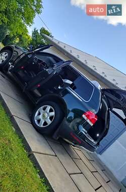 Позашляховик / Кросовер Volkswagen Touareg 2005 в Снятині