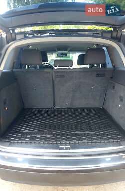 Внедорожник / Кроссовер Volkswagen Touareg 2007 в 
