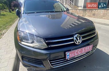 Внедорожник / Кроссовер Volkswagen Touareg 2011 в Львове