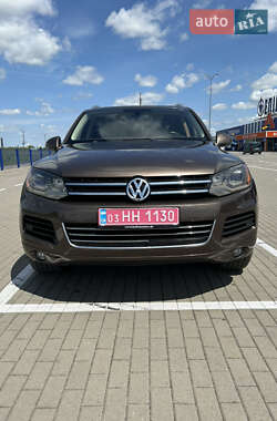 Позашляховик / Кросовер Volkswagen Touareg 2012 в Нововолинську