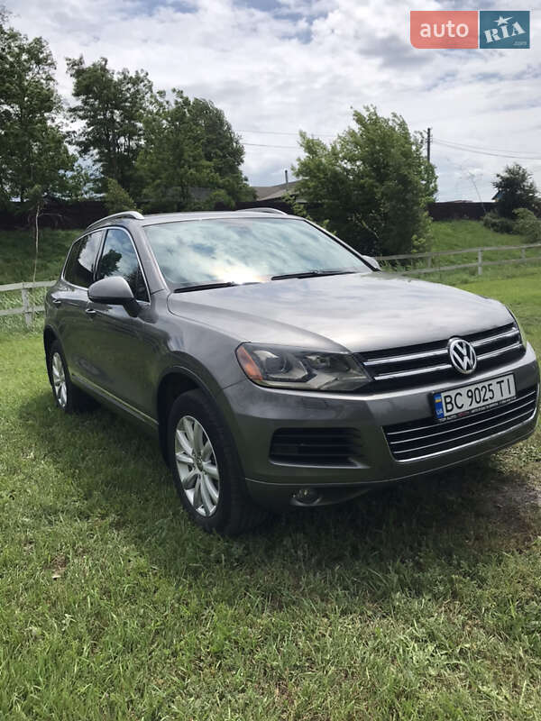 Внедорожник / Кроссовер Volkswagen Touareg 2011 в Львове фото 5 Внедорожник / Кроссовер Volkswagen Touareg 2011 в Львове
