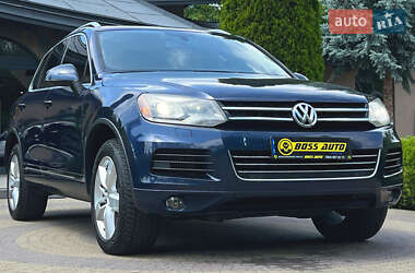 Позашляховик / Кросовер Volkswagen Touareg 2012 в Львові