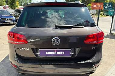 Внедорожник / Кроссовер Volkswagen Touareg 2012 в 
