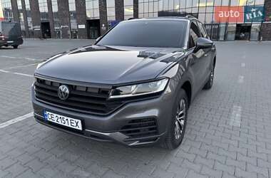 Внедорожник / Кроссовер Volkswagen Touareg 2018 в Черновцах