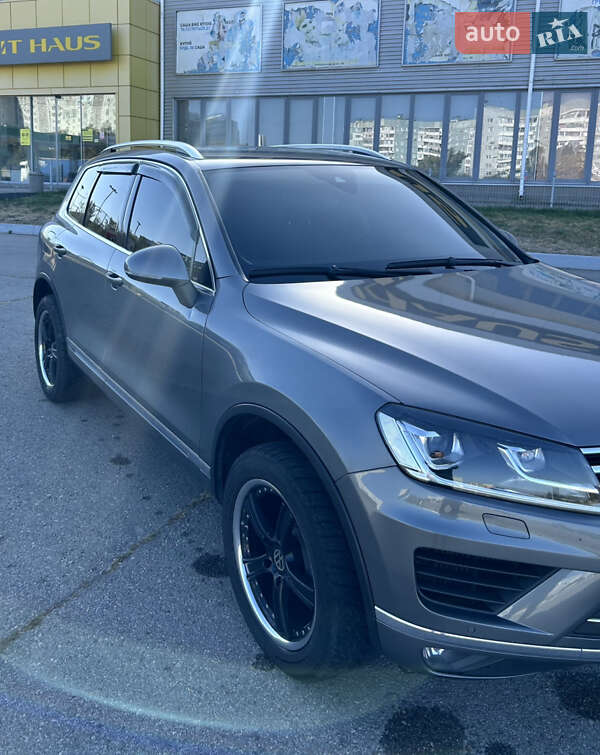 Volkswagen Touareg 2015