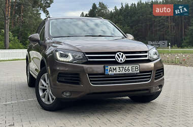 Внедорожник / Кроссовер Volkswagen Touareg 2012 в Коростене