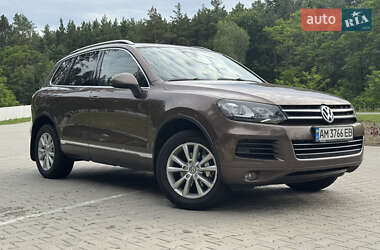 Внедорожник / Кроссовер Volkswagen Touareg 2012 в 