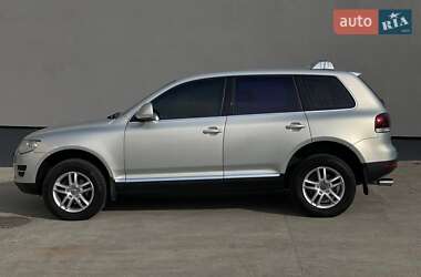Внедорожник / Кроссовер Volkswagen Touareg 2007 в 