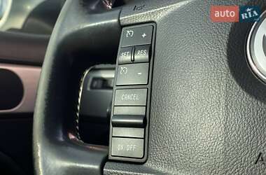 Внедорожник / Кроссовер Volkswagen Touareg 2007 в 