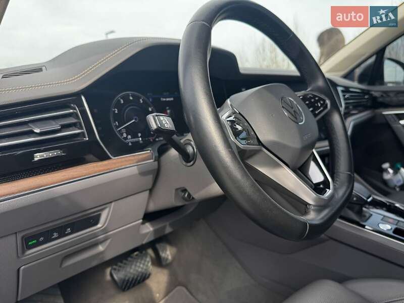 Внедорожник / Кроссовер Volkswagen Touareg 2021 в Киеве фото 17 Внедорожник / Кроссовер Volkswagen Touareg 2021 в Киеве