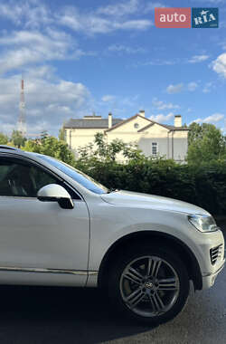 Внедорожник / Кроссовер Volkswagen Touareg 2018 в Киеве