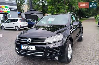 Внедорожник / Кроссовер Volkswagen Touareg 2013 в 