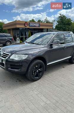 Позашляховик / Кросовер Volkswagen Touareg 2009 в Кропивницькому