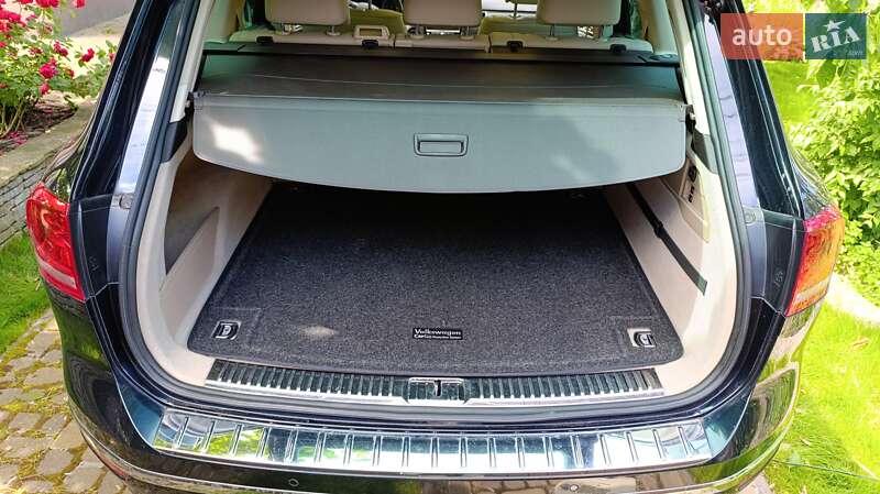 Внедорожник / Кроссовер Volkswagen Touareg 2014 в Киеве фото 28 Внедорожник / Кроссовер Volkswagen Touareg 2014 в Киеве