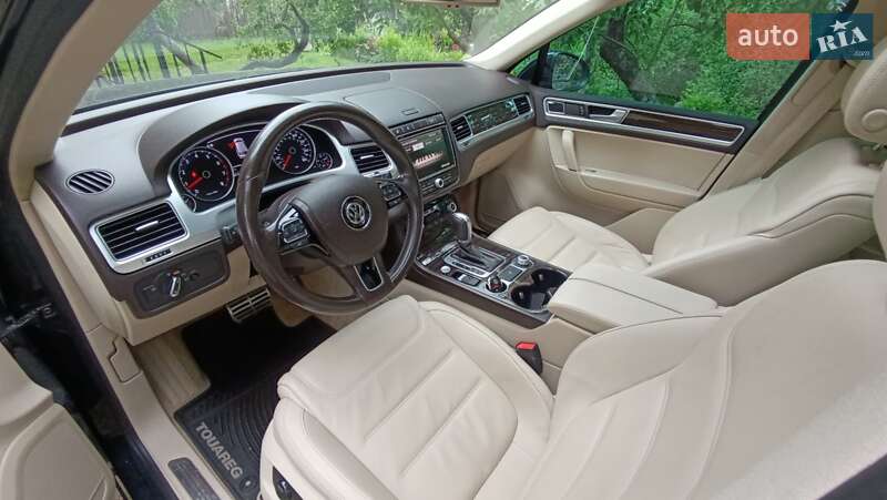 Внедорожник / Кроссовер Volkswagen Touareg 2014 в Киеве фото 5 Внедорожник / Кроссовер Volkswagen Touareg 2014 в Киеве