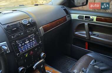 Позашляховик / Кросовер Volkswagen Touareg 2003 в 