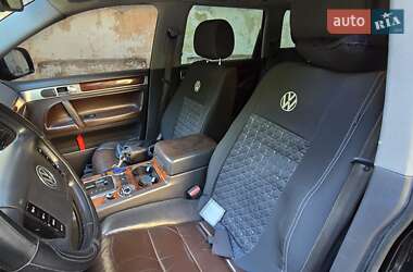 Позашляховик / Кросовер Volkswagen Touareg 2003 в 