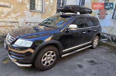 Позашляховик / Кросовер Volkswagen Touareg 2003 в 