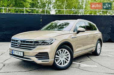 Внедорожник / Кроссовер Volkswagen Touareg 2018 в Днепре