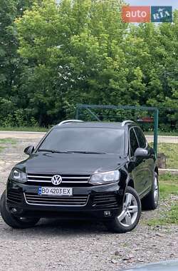 Позашляховик / Кросовер Volkswagen Touareg 2014 в Кременці