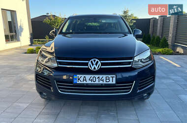Позашляховик / Кросовер Volkswagen Touareg 2014 в Києві