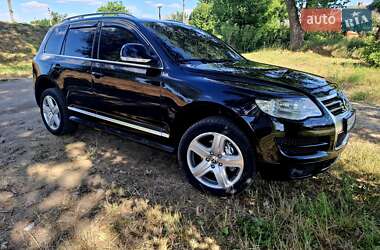 Позашляховик / Кросовер Volkswagen Touareg 2007 в Ананьїві