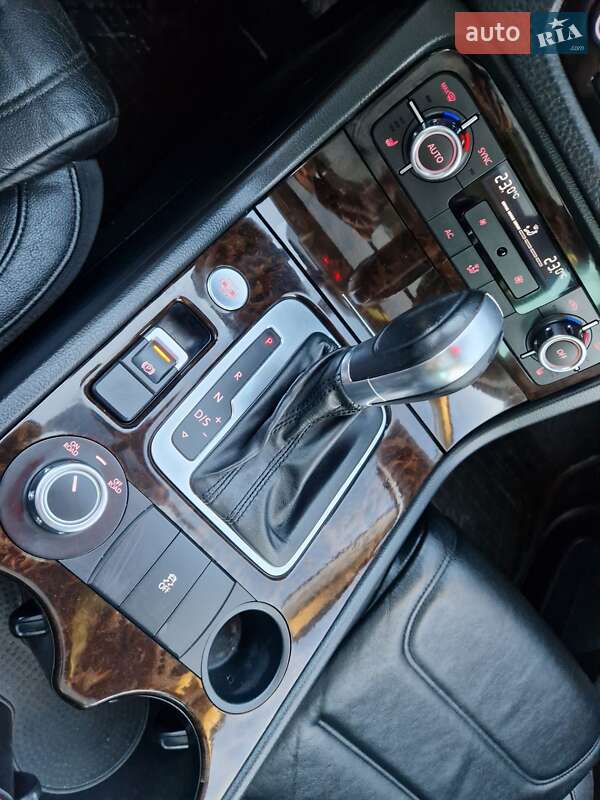 Позашляховик / Кросовер Volkswagen Touareg 2013 в Тернополі фото 14 Позашляховик / Кросовер Volkswagen Touareg 2013 в Тернополі