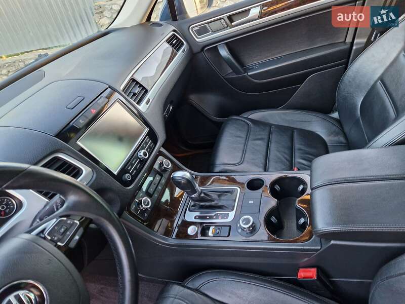 Позашляховик / Кросовер Volkswagen Touareg 2013 в Тернополі фото 33 Позашляховик / Кросовер Volkswagen Touareg 2013 в Тернополі
