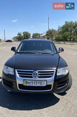 Внедорожник / Кроссовер Volkswagen Touareg 2008 в Белгороде-Днестровском