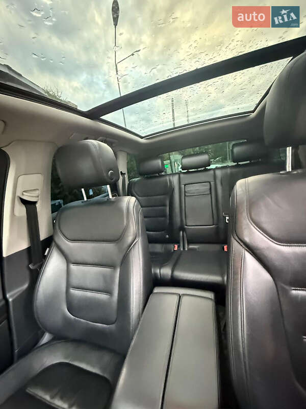 Позашляховик / Кросовер Volkswagen Touareg 2011 в Івано-Франківську