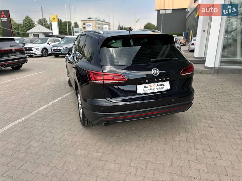 Позашляховик / Кросовер Volkswagen Touareg 2018 в Чернівцях фото 8 Позашляховик / Кросовер Volkswagen Touareg 2018 в Чернівцях