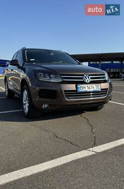 Внедорожник / Кроссовер Volkswagen Touareg 2010 в Одессе
