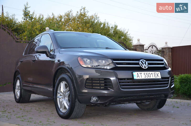 Позашляховик / Кросовер Volkswagen Touareg 2012 в Богородчанах